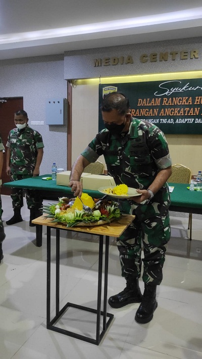 Kodam I/BB Syukuran HUT Penerangan TNI AD ke-71
