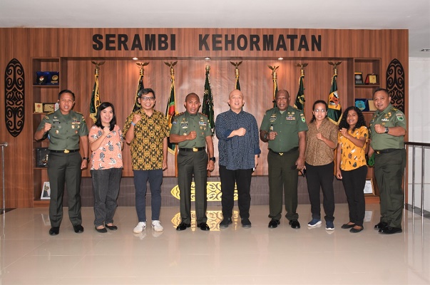Pangdam XVIII/Kasuari Menerima Pengurus Yayasan Indonesia Sejahtera Barokah