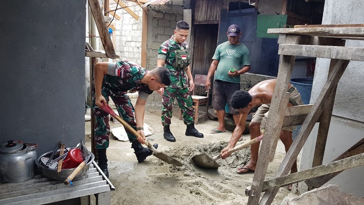 Bantu Warga Binaan untuk Renovasi Rumah di Negeri Ureng Maluku Tengah