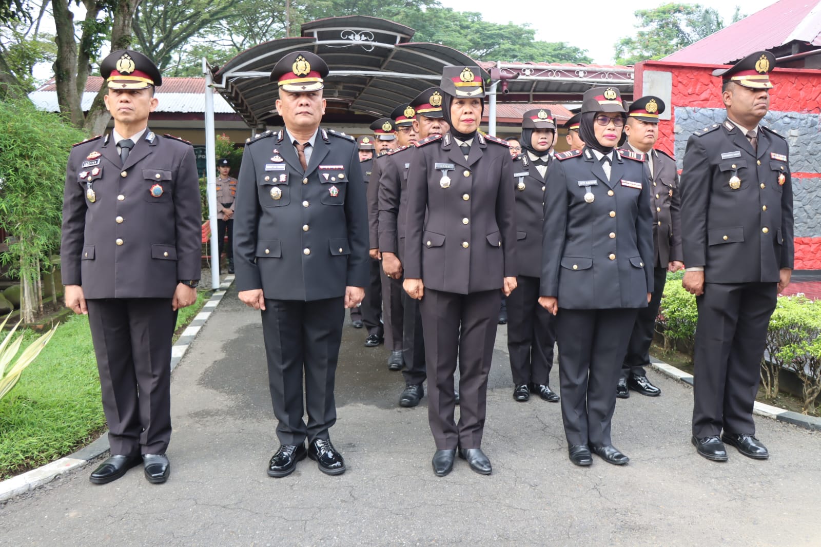 Kapolres Binjai Pimpin Upacara Hari Kesaktian Pancasila, Perkuat Semangat Kebangsaan Kapolres Binjai Pimpin Upacara Hari Kesaktian Pancasila, Perkuat Semangat Kebangsaan